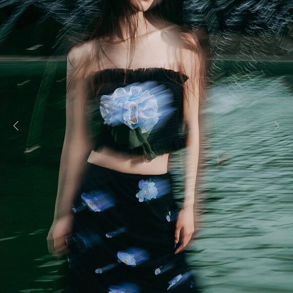 Sold - Picture 1 of 4